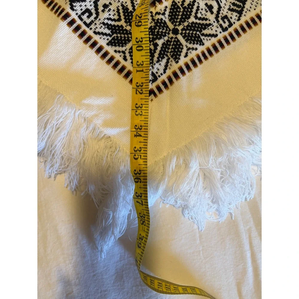 Vintage‎ Style Geometric Fish Print Fringe Poncho Wrap White Black Ochre OS
